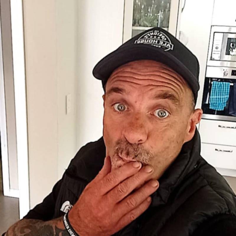 https://saymehi.com dating DIONCAM in New Zealand
