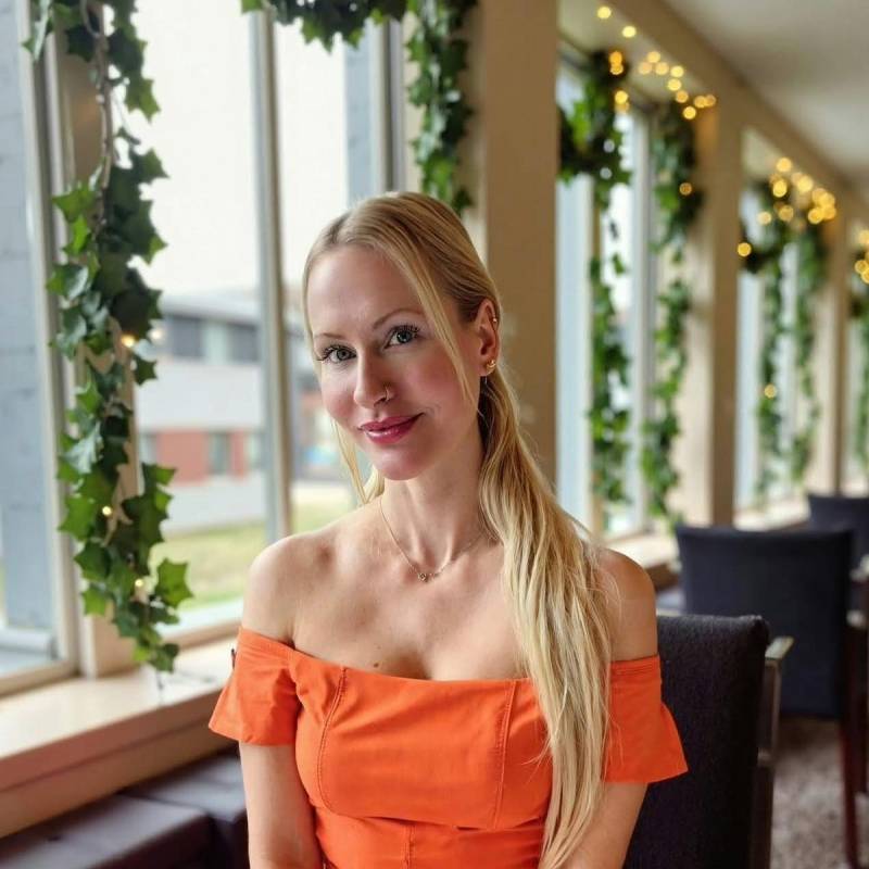 Tlgrsenxuel24037 dating