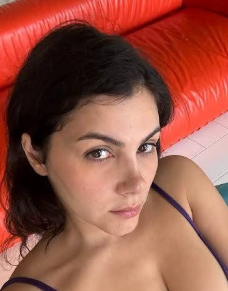 LauraPenelope58876 dating