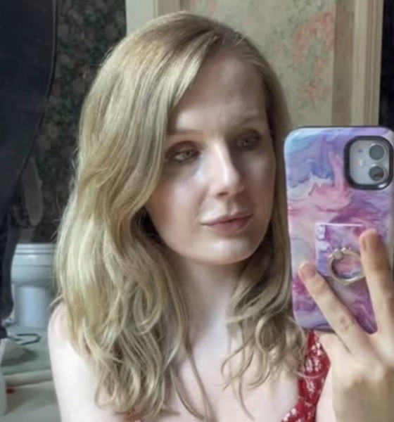 Elizabeth98180 dating