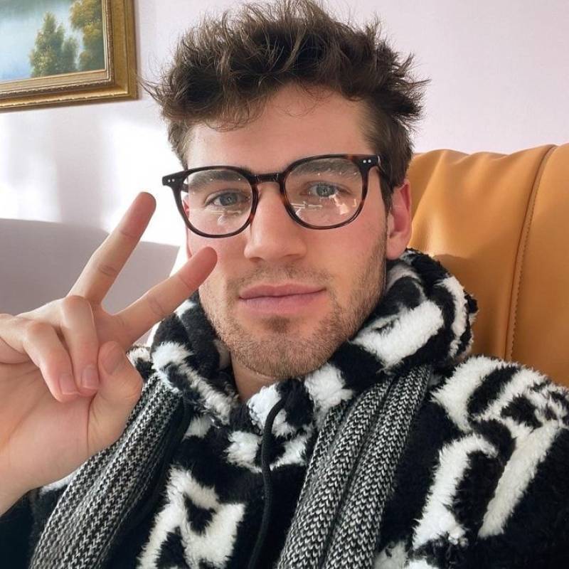 Noahfearnley45087 dating