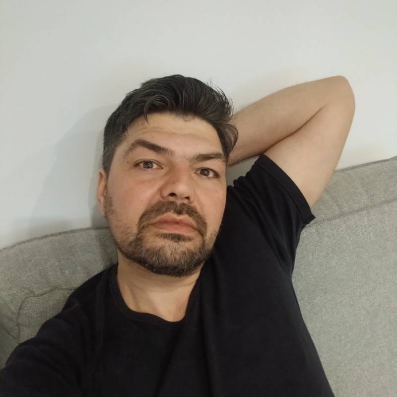 Pedro43 dating