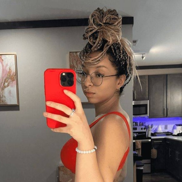 Anabelle124563690 dating