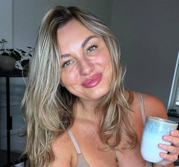 Elizabeth6743132 dating