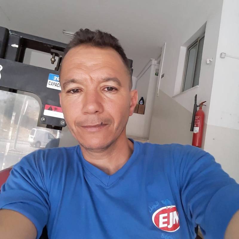 Karimwww85795 dating